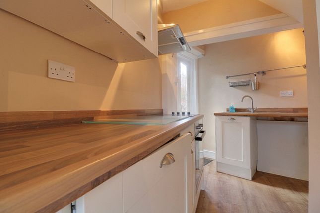 2, Manley Street, Brighouse photo 4