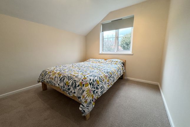 6 Craven Court, Craven Lane, Southam photo 5