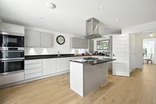 6, Porter Close, Dunmow photo 4