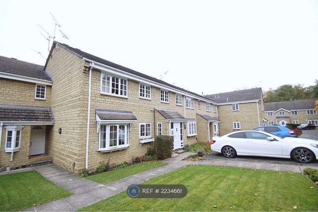 Thumbnail Flat to rent in Oakdene Vale, Leeds