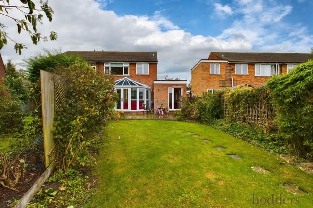 15, Fletcher Road, Ottershaw photo 2