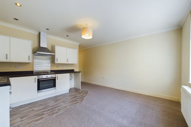 Flat B, 46, Railway Road, Downham Market photo 3