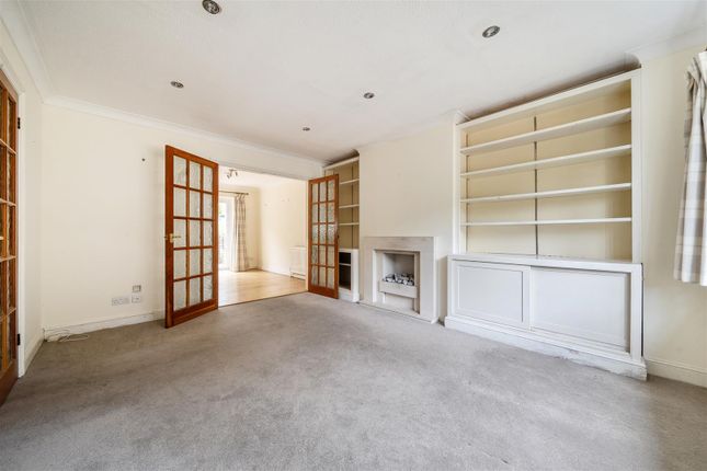 9, Park Drive, Guildford photo 2