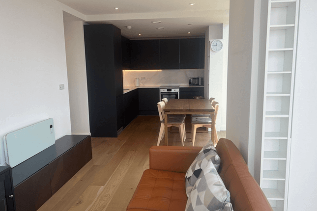 Mitcham Ln, London Sw16, UK