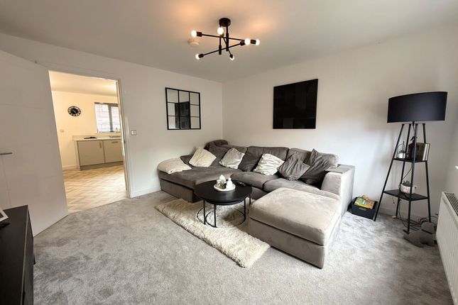 39 Stage Street, Manchester photo 2