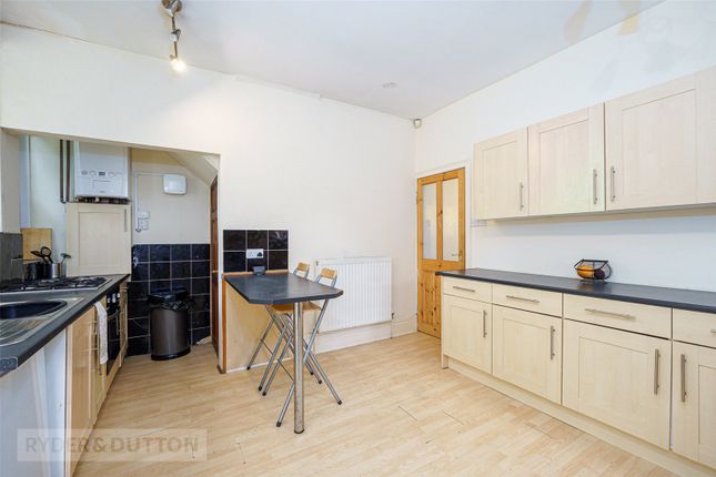 139, Cowcliffe Hill Road, West Yorkshire photo 3