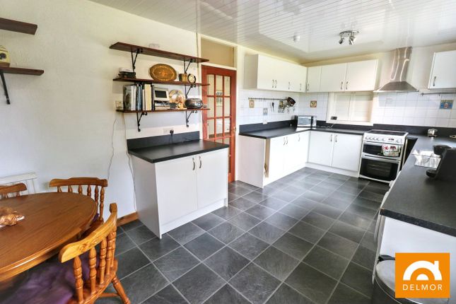 15, Lady Nina Cottages, Glenrothes photo 4