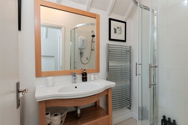 Cottage Shower Room