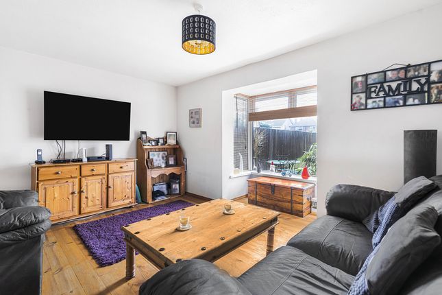 Terraced house for sale in Blake Road, Bicester