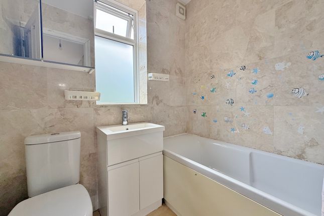 54, Rosebery Avenue, Portsmouth photo 3