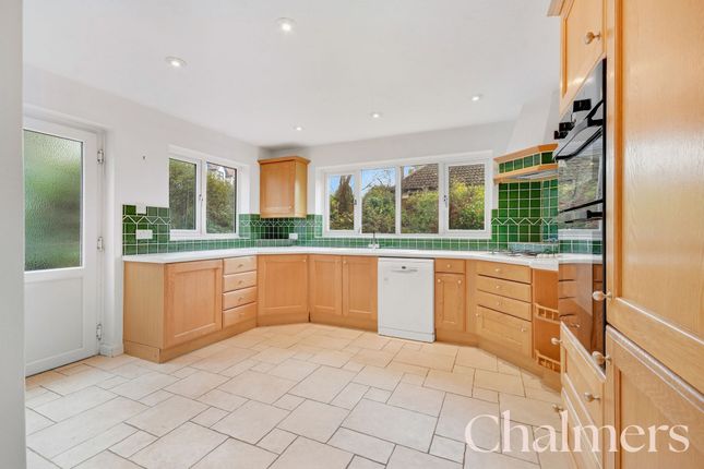 1 Thornton Place, Ingatestone photo 3