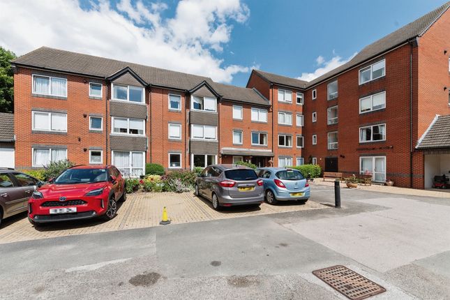 Flat for sale in Leicester Road, Market Harborough