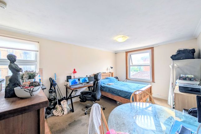 Flat 2, 1, Wordsworth Road, Worthing photo 4