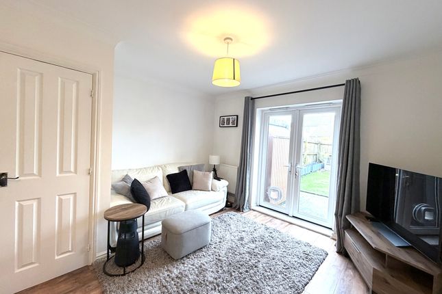 270 Dyffryn Y Coed, Pontypridd photo 3