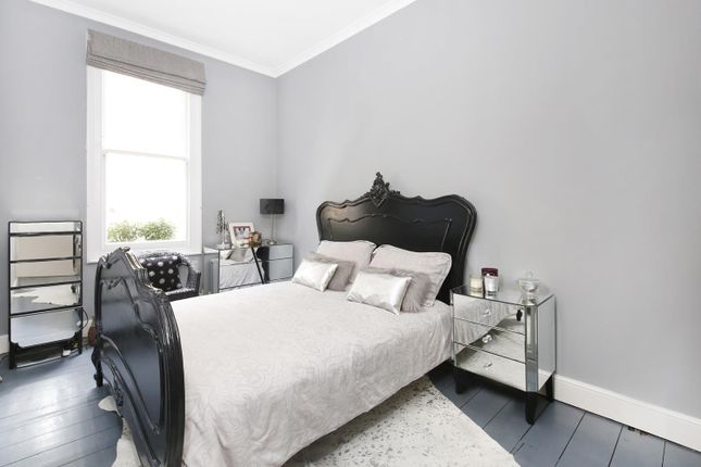 Flat for sale in Auckland Road, Crystal Palace, London