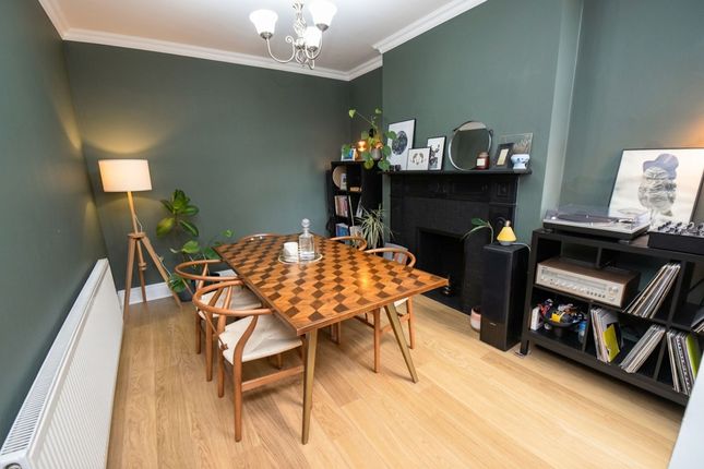 152 Barton Lane, Manchester photo 3