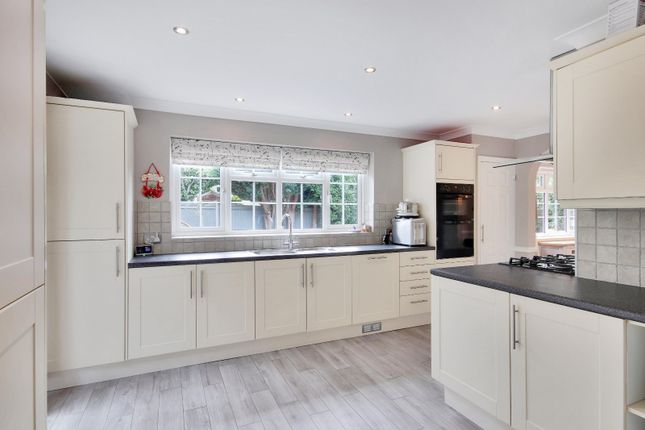 Chestnut Lodge, 27, Larkfield Road, Kent photo 4