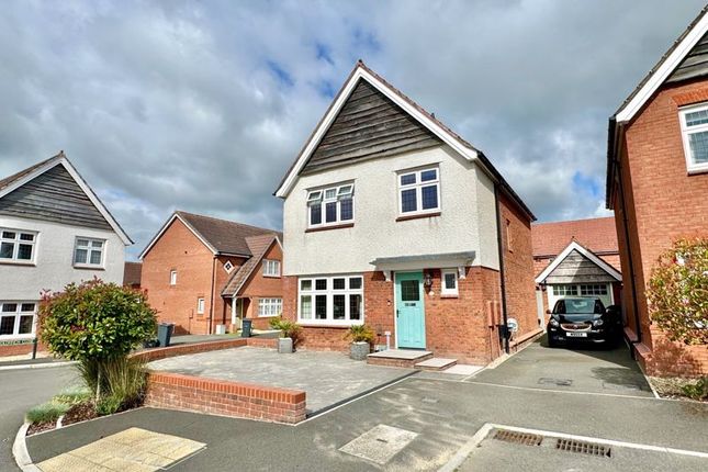 Thumbnail Detached house for sale in Robin Way, Kingsteignton, Newton Abbot