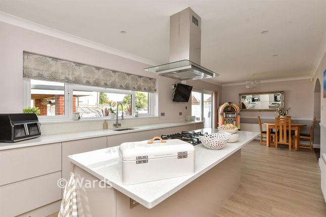 46, Garrard Avenue, Margate photo 4