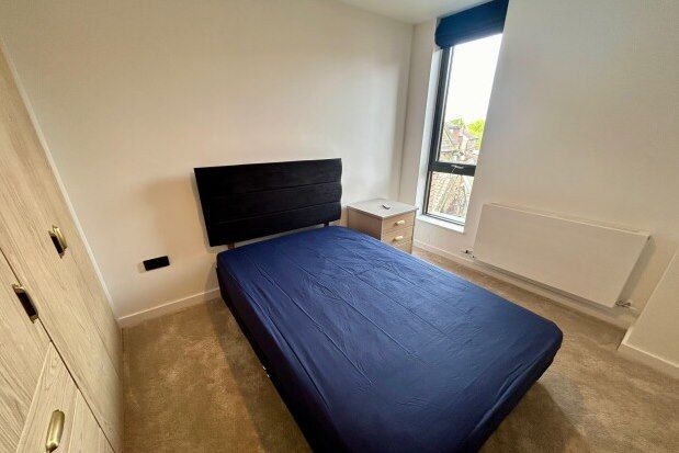 Flat to rent in Swinbourne Grove, Manchester