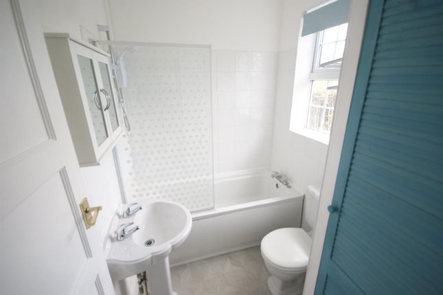Flat for sale in Monks Manor Court, Lincoln