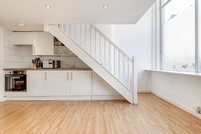 Studio for sale in Greyhound Road, London