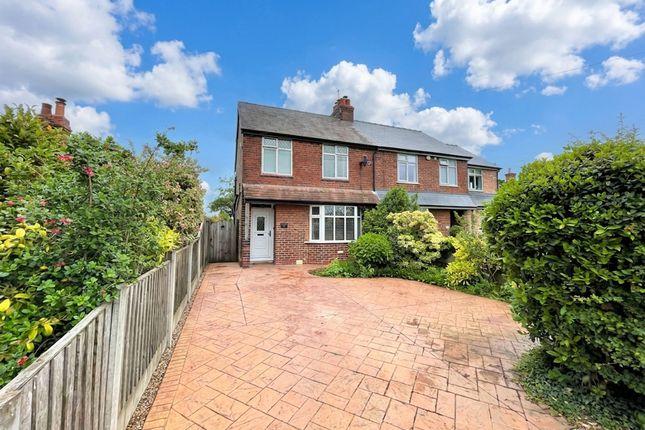 2 Knutsford Road, Northwich photo 2