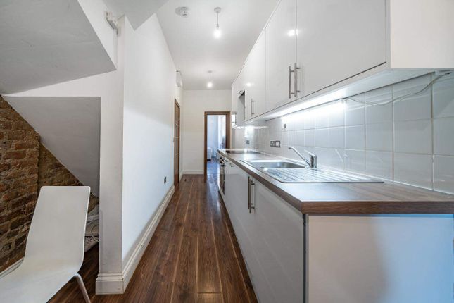 Flat for sale in Munster Road, London