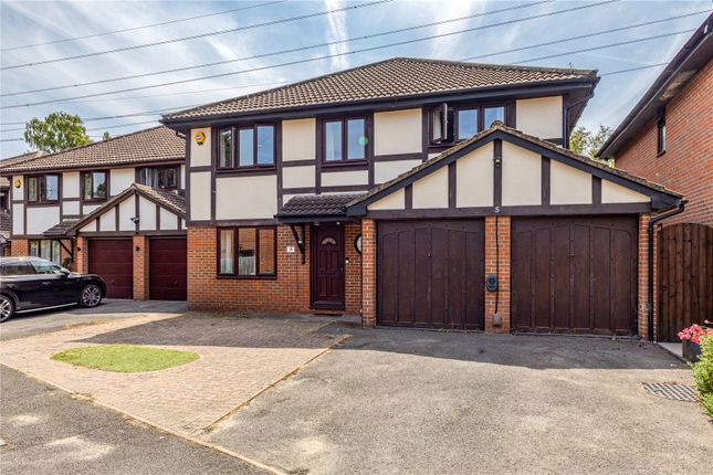 5, Fairwater Drive, Addlestone photo 3