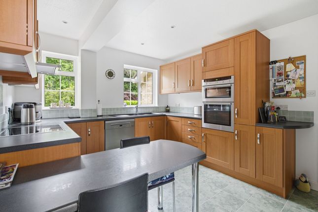 79 Blackmoor Wood, Ascot photo 4