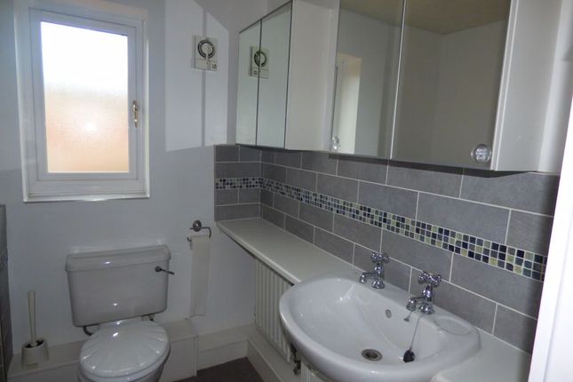 Detached house to rent in Beddoes Close, Wootton, Northampton
