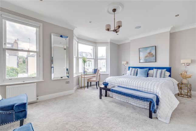 Terraced house for sale in Finlay Street, London
