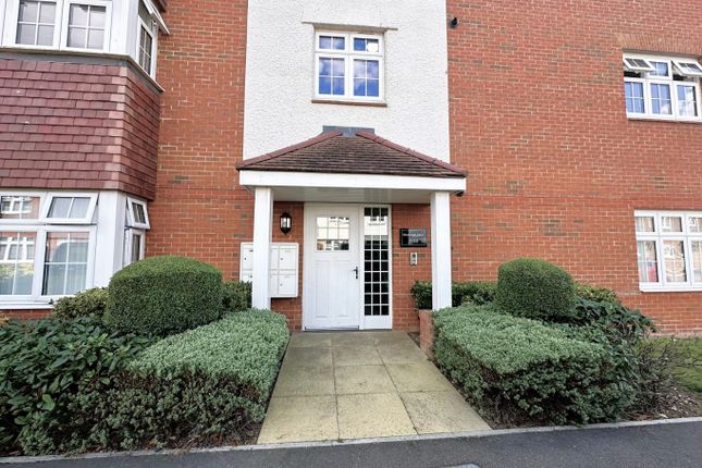 Flat for sale in Whitbread Court, Bramling Way, Rainham