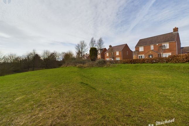 Detached house for sale in Whitechurch Close, Stone, Aylesbury, Buckinghamshire