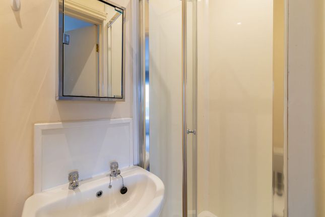2, 5, Whickham Street East, Sunderland photo 5