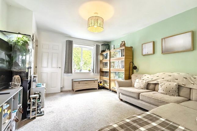28 Riley Drive, Ibstock photo 3