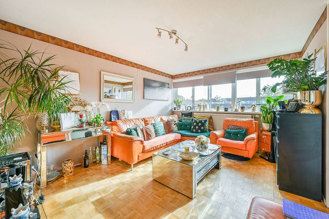 Thumbnail Flat for sale in Copley Close, Hanwell, London