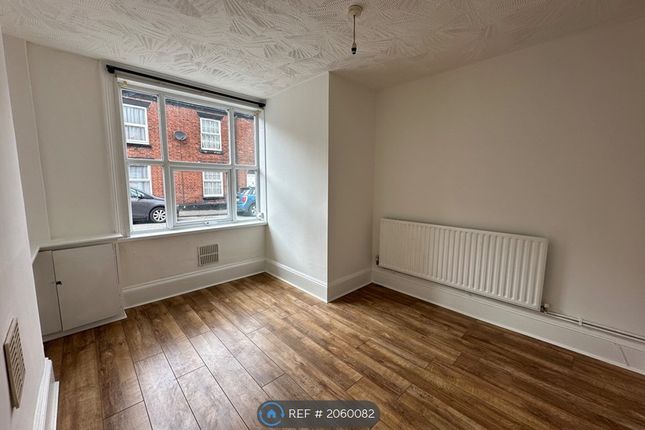 Thumbnail Flat to rent in Antrobus Street, Congleton