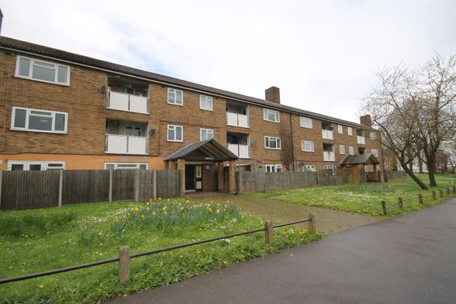 Flat to rent in Mill Green, London Road, Mitcham Junction, Mitcham