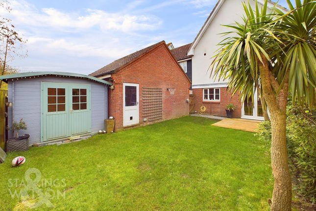 Link-detached house for sale in Springfield Chase, Long Stratton, Norwich