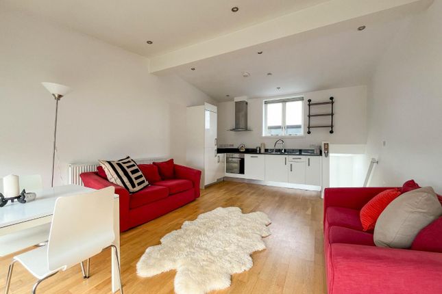 Flat 2, Appleyard House, 87 Paradise Street, Cambridge photo 4