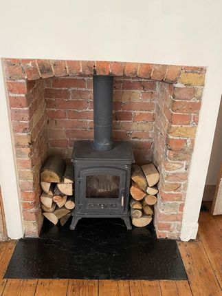 32 St. Johns Road, Faversham photo 5