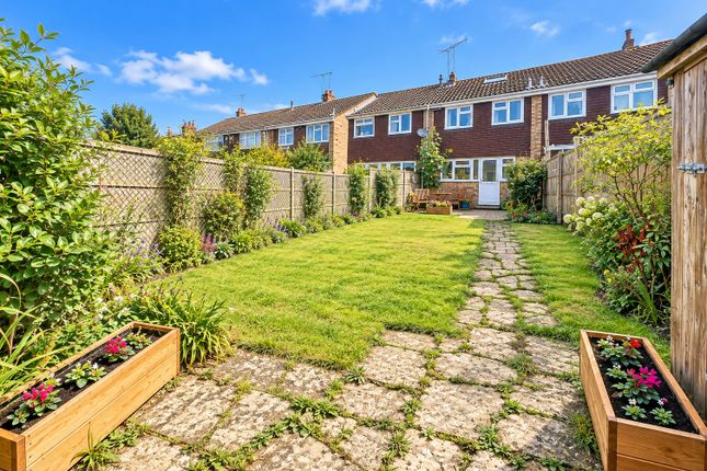 32, Linford Road, Ringwood photo 2