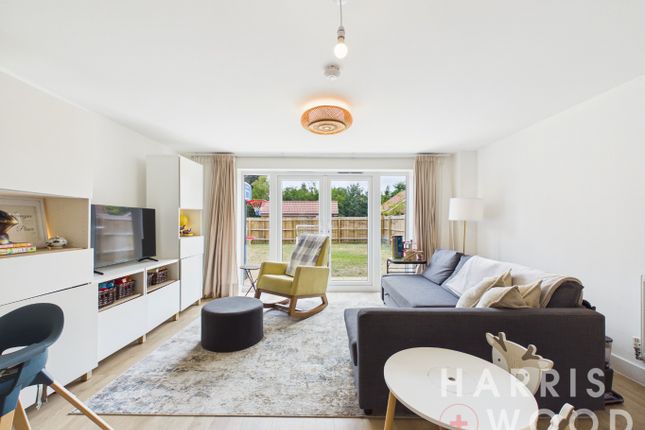 12 Lang Way, Great Bentley, Essex photo 3