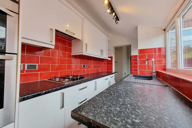 8, Alexandra Road, Sleaford photo 4