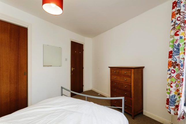 Flat for sale in 17 Rennies Court, The Green, Aberdeen