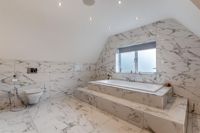 8633627-Interior63.Jpg