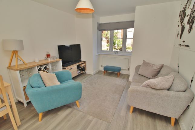 76, Oak Tree Close, Rowlands Castle photo 4