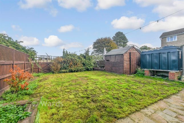 47, Swan Lane, Sellindge photo 3