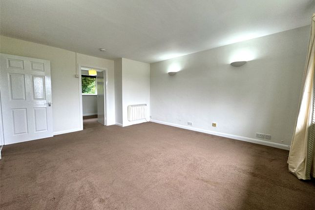 6, Oak House, Reigate photo 4